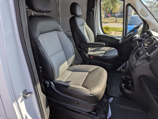 2026 Ram ProMaster Cargo Van SLT