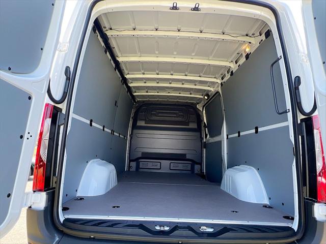 2025 Mercedes-Benz Sprinter 2500 Standard Roof 4-Cyl Diesel HO