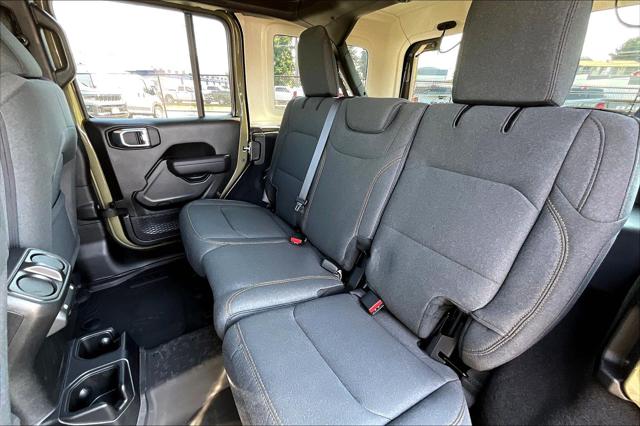 2025 Jeep Wrangler 4-Door Summit 4x4