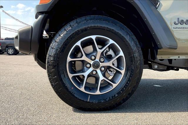 2025 Jeep Wrangler 4-Door Summit 4x4