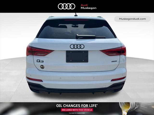 2025 Audi Q3 Premium 45 TFSI S line quattro Tiptronic