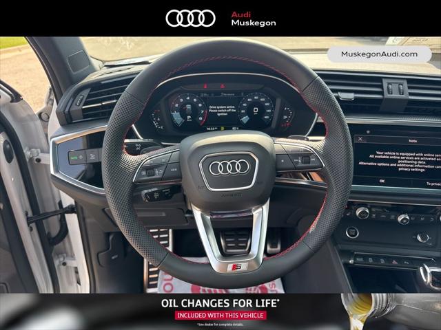 2025 Audi Q3 Premium 45 TFSI S line quattro Tiptronic
