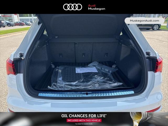 2025 Audi Q3 Premium 45 TFSI S line quattro Tiptronic