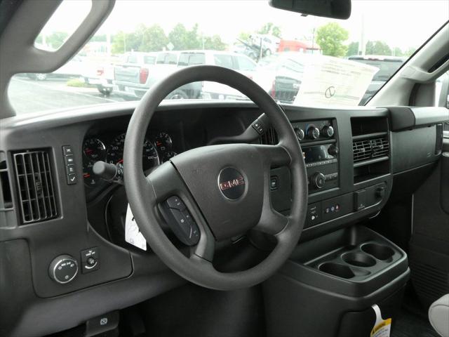 2025 GMC Savana Cargo RWD 3500 Regular Wheelbase Work Van