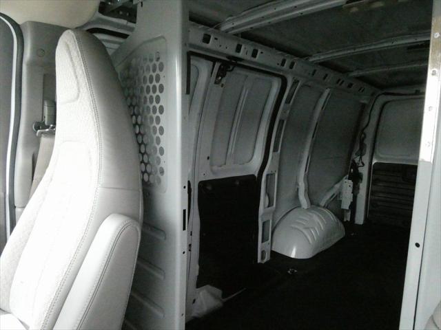 2025 GMC Savana Cargo RWD 3500 Regular Wheelbase Work Van