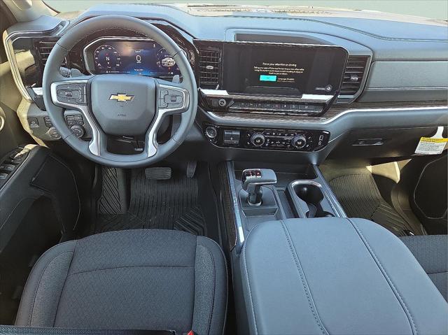 2026 Chevrolet Silverado 1500 4WD Crew Cab Standard Bed LT