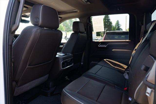 2025 GMC Sierra 3500HD Denali