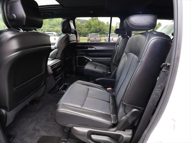2024 Jeep Wagoneer Series II Carbide 4x4