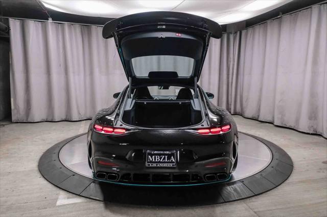 2025 Mercedes-Benz AMG GT 63 Pro