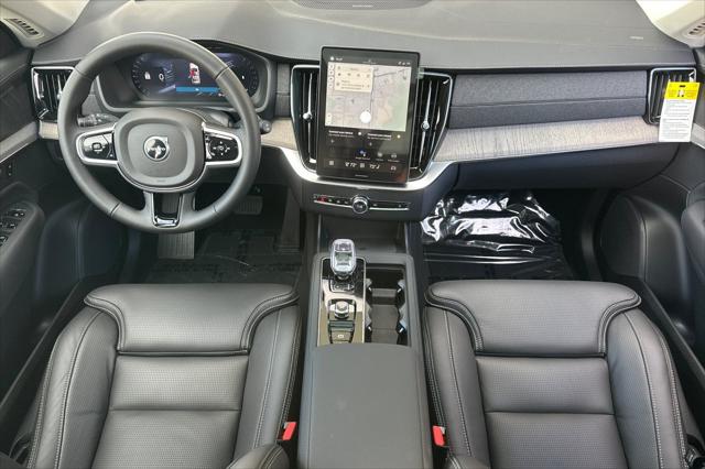 2026 Volvo XC90 B5 Ultra 6-Seater
