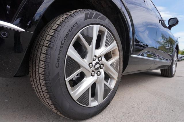 2025 Cadillac iQ Luxury 2 AWD
