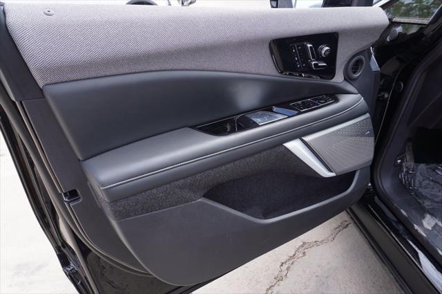 2025 Cadillac iQ Luxury 2 AWD