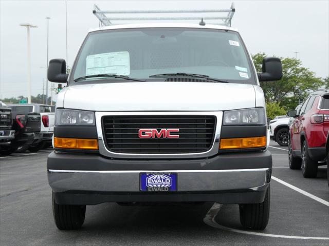 2025 GMC Savana Cargo RWD 3500 Regular Wheelbase Work Van