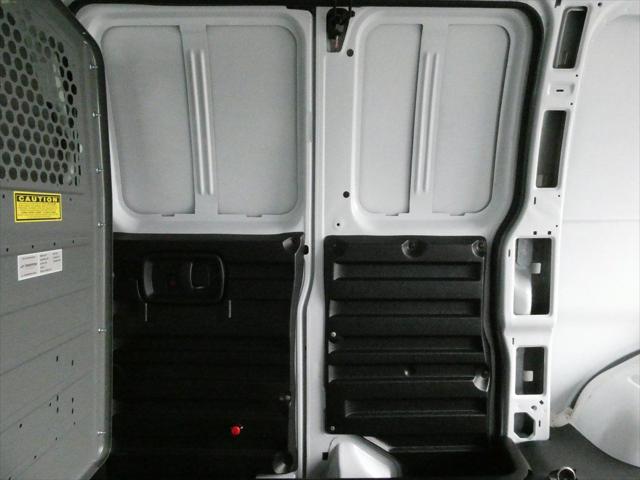 2025 GMC Savana Cargo RWD 3500 Regular Wheelbase Work Van