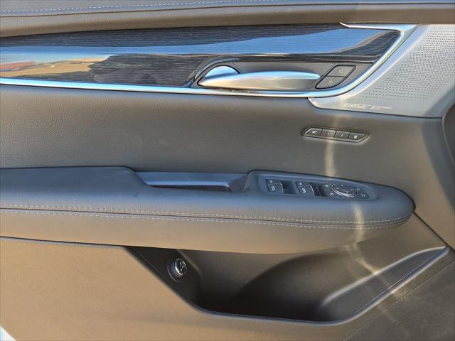 2025 Cadillac XT5 FWD Premium Luxury