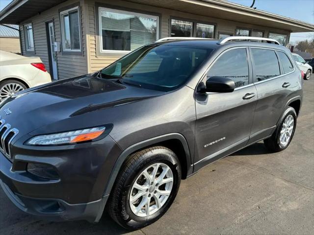 2018 Jeep Cherokee Latitude Plus 4x4 for sale in Owosso, MI