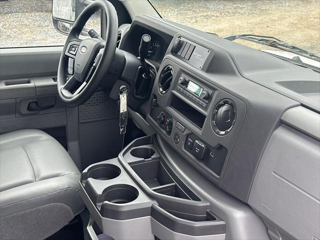 2026 Ford E-350 Cutaway Base Cutaway