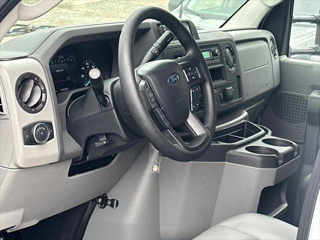 2026 Ford E-350 Cutaway Base Cutaway