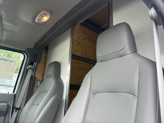 2026 Ford E-350 Cutaway Base Cutaway
