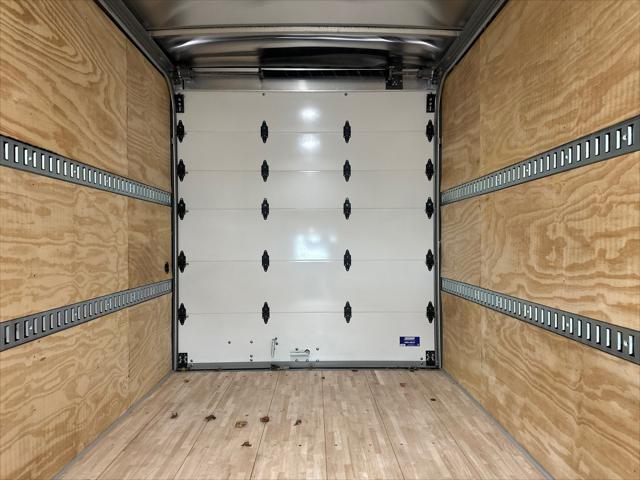 2026 Ford E-350 Cutaway Base Cutaway