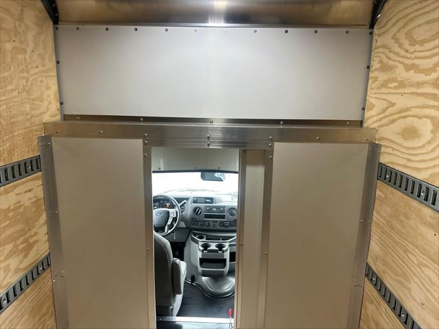 2026 Ford E-350 Cutaway Base Cutaway