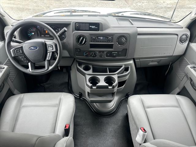 2026 Ford E-350 Cutaway Base Cutaway
