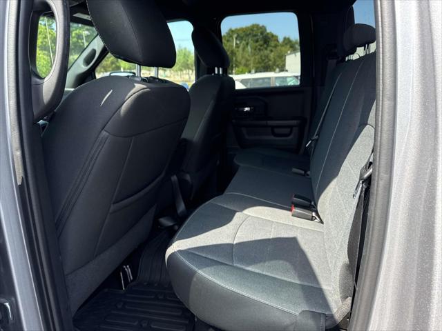2022 Ram 1500 Classic Warlock Quad Cab 4x4 6'4" Box