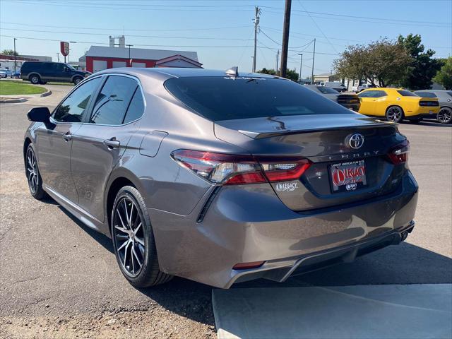 2024 Toyota Camry SE