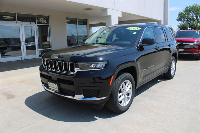 2021 Jeep Grand Cherokee L Laredo 4x4 2021 Jeep Grand Cherokee L Laredo 4x4