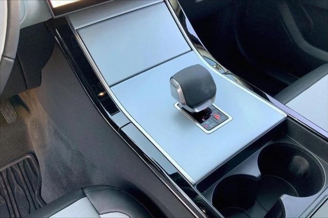 2025 Land Rover Range Rover Velar P250 S