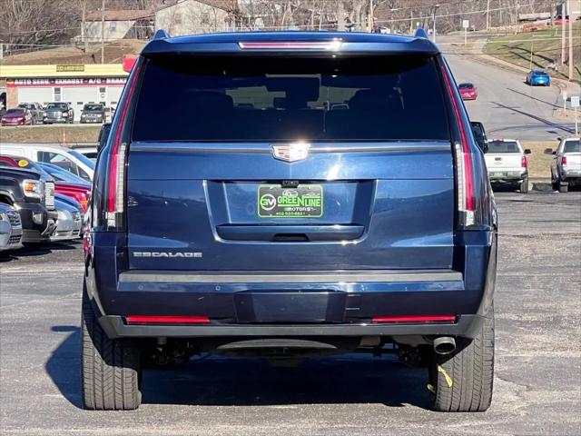 2020 Cadillac Escalade 4WD Luxury