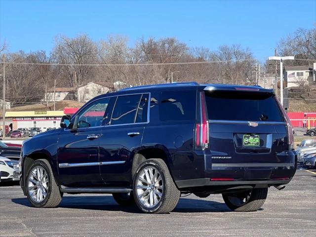 2020 Cadillac Escalade 4WD Luxury