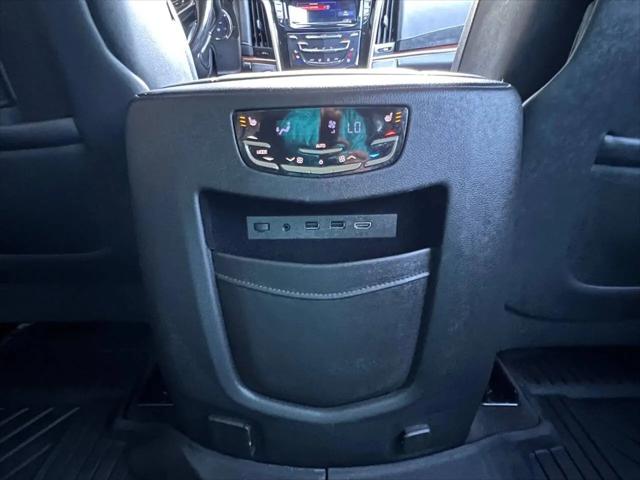 2020 Cadillac Escalade 4WD Luxury