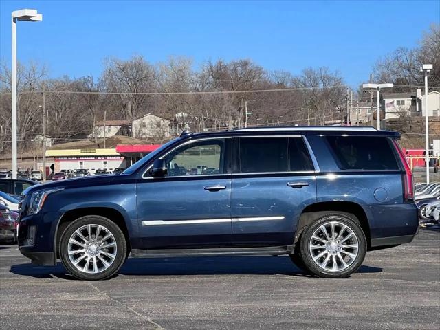 2020 Cadillac Escalade 4WD Luxury