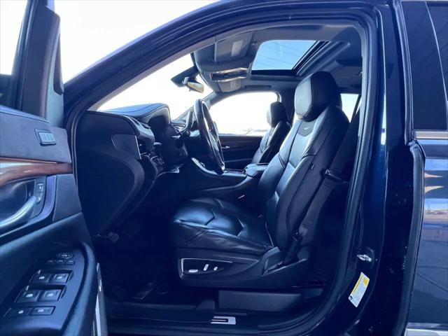 2020 Cadillac Escalade 4WD Luxury