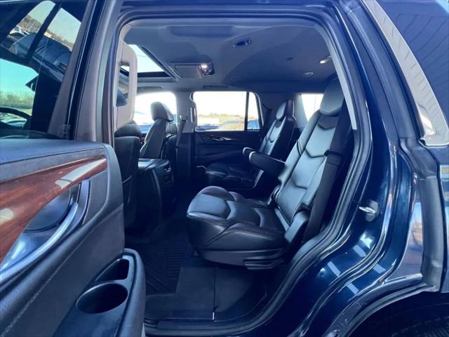 2020 Cadillac Escalade 4WD Luxury