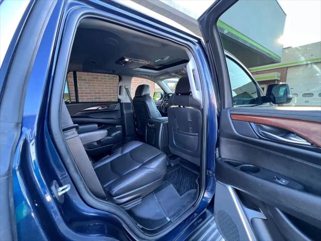 2020 Cadillac Escalade 4WD Luxury