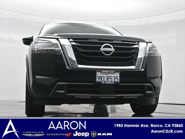 2022 Nissan Pathfinder S 4WD