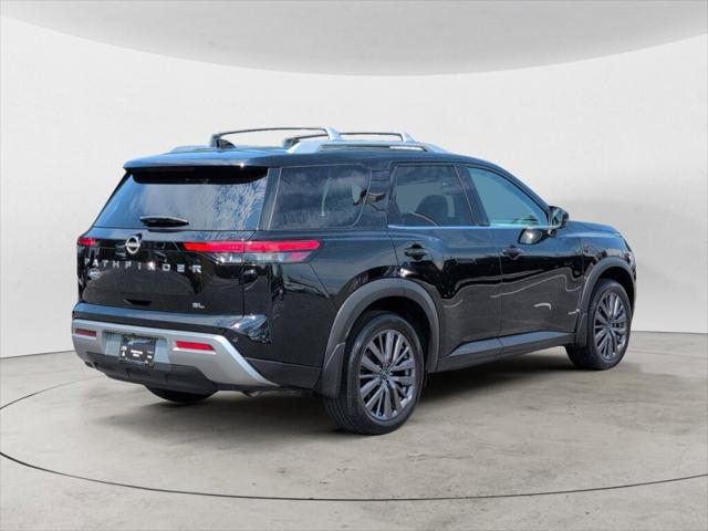 2022 Nissan Pathfinder SL 2WD