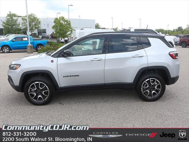 2025 Jeep Compass COMPASS TRAILHAWK 4X4