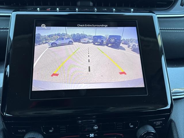 2022 Jeep Grand Cherokee L Laredo 4x4