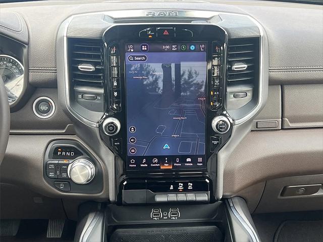 2025 RAM 1500 Laramie Crew Cab 4x4 57 Box