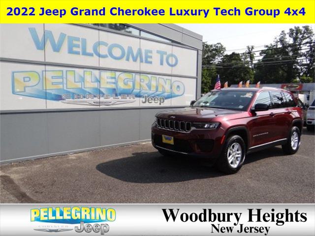 2022 Jeep Grand Cherokee Laredo 4x4