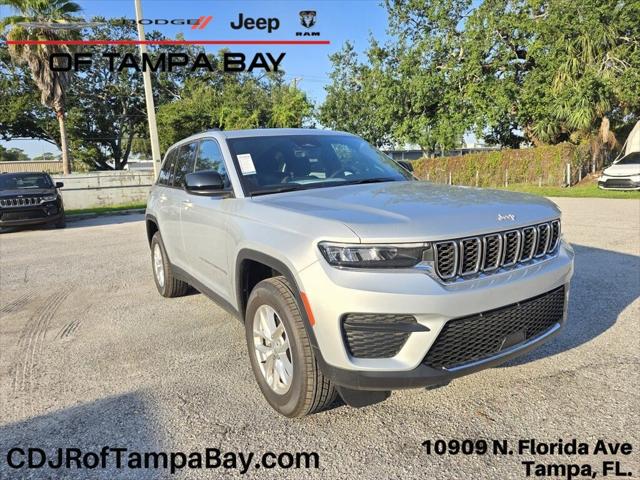 2025 Jeep Grand Cherokee GRAND CHEROKEE LAREDO X 4X2