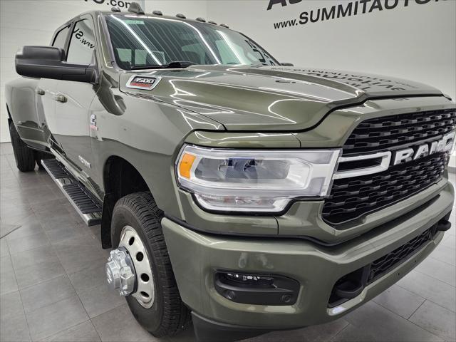2022 RAM 3500 Big Horn Crew Cab 4x4 8 Box
