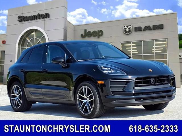 2023 Porsche Macan Base (PDK)