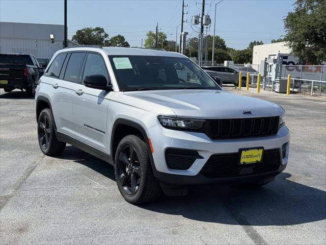 2023 Jeep Grand Cherokee Altitude 4x4