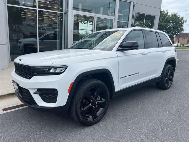 2023 Jeep Grand Cherokee Altitude 4x4