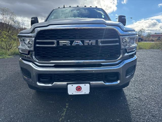 2023 RAM 2500 Tradesman Crew Cab 4x4 64 Box 2023 RAM 2500 Tradesman Crew Cab 4x4 64 Box