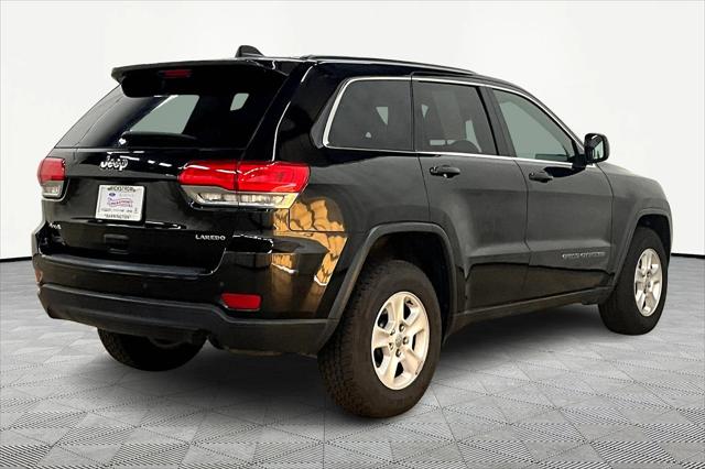 2017 Jeep Grand Cherokee Laredo 4x4